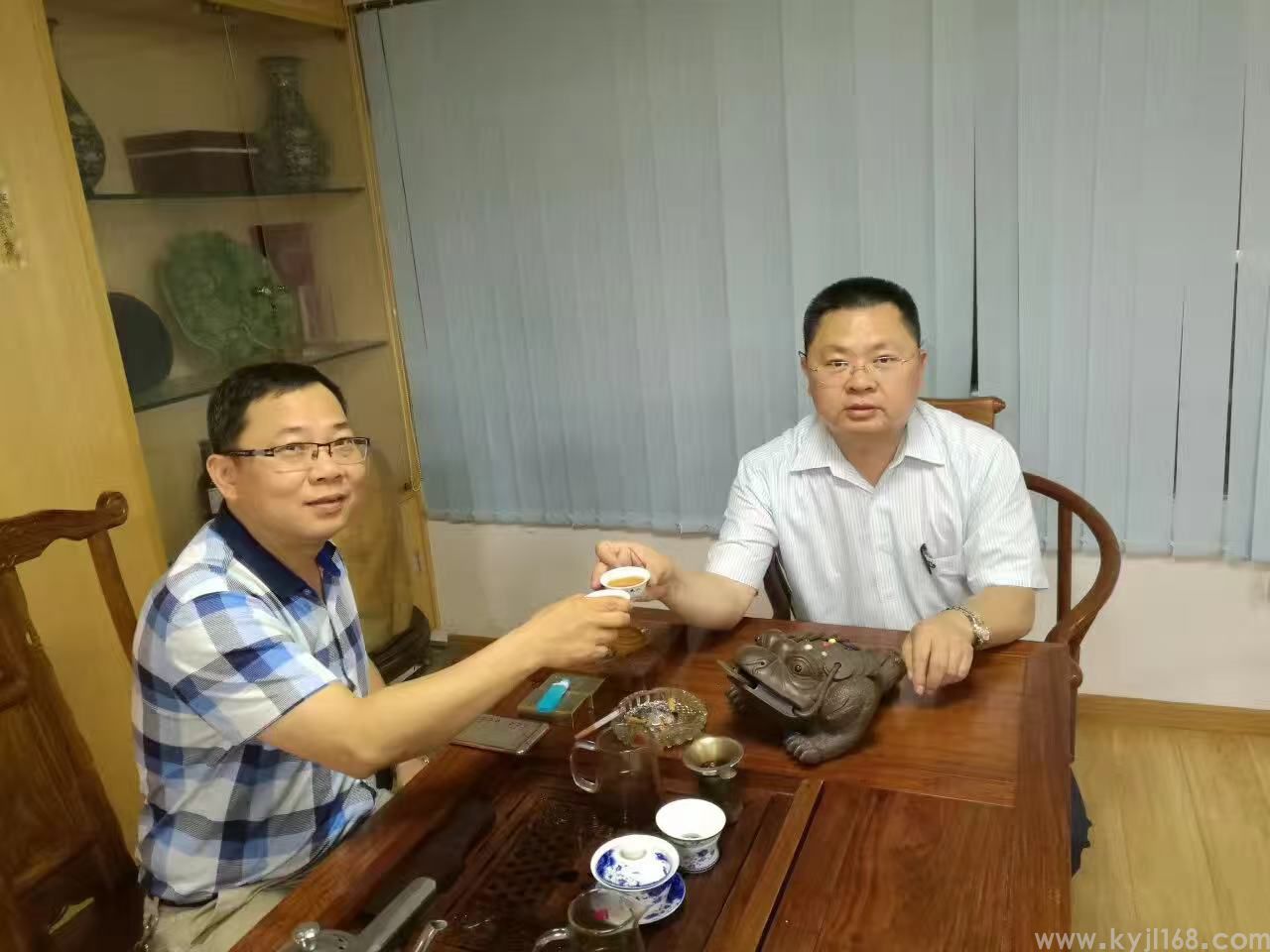 佛山市骏腾饮食管理有限公司